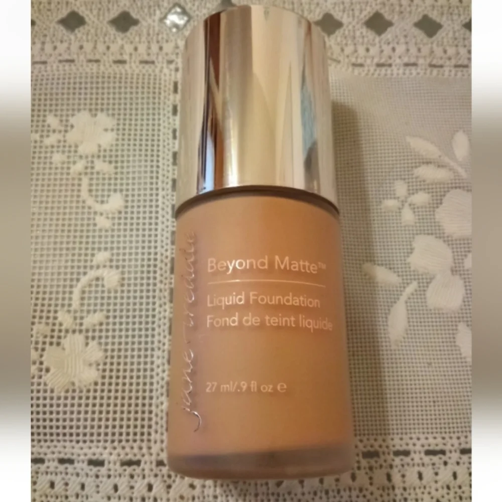 🆕 Jane Iredale Beyond Matte™ Liquid Foundation, M12, NWOB